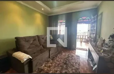 Casa com 3 quartos à venda na Rua Alvarenga Peixoto, Nacional, Contagem