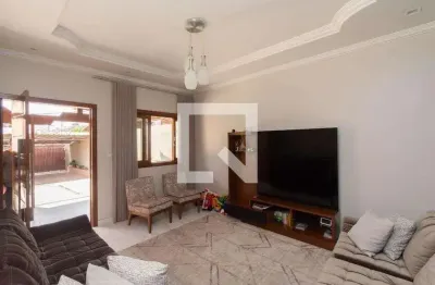 Casa com 3 quartos à venda na Rua Rio Grande, Novo Riacho, Contagem