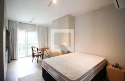 Kitnet / Stúdio à venda na Avenida Ibirapuera, Moema, São Paulo