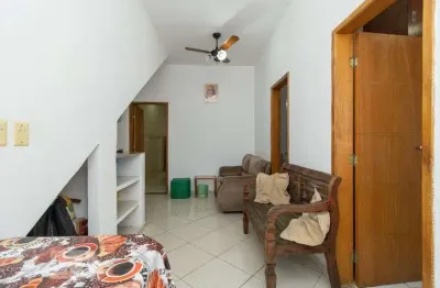 Casa com 4 quartos à venda na Rua Uranos, Olaria, Rio de Janeiro