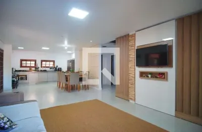 Casa com 3 quartos à venda na Rua Dilmar Lima Flores, São Borja, São Leopoldo