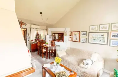 Casa com 3 quartos à venda na Rua Fernando Borba, Cavalhada, Porto Alegre