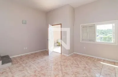 Casa com 2 quartos à venda na Rua Ângelo Passuelo, Vila Nova, Porto Alegre