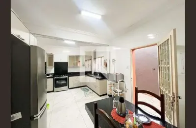 Casa com 3 quartos à venda na Rua Alvarenga Peixoto, Nacional, Contagem