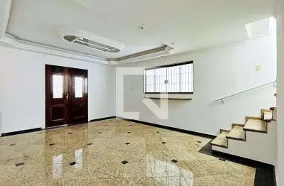 Casa com 3 quartos à venda na Rua Santo Antônio, Vila Rosália, Guarulhos