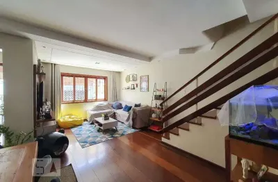 Casa com 3 quartos à venda na Rua Meruoca, Cambuci, São Paulo