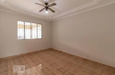 Casa com 6 quartos à venda na Rua Narcisa Amália, Vila Prado, São Paulo