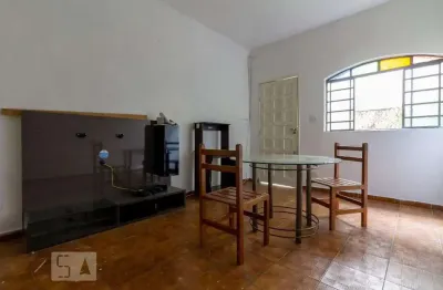 Casa com 4 quartos à venda na Rua Enéas de Barros, Vila Ré, São Paulo