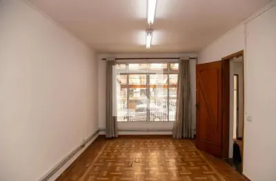 Casa com 3 quartos à venda na Rua Visconde de Aguiar Toledo, Campo Belo, São Paulo