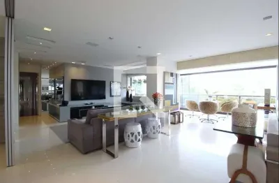 Apartamento para Venda - Vila Nova Conceição, 3 Quartos,  247 m² - São Paulo