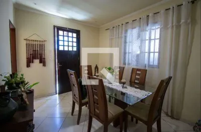 Casa com 4 quartos à venda na Rua Coirana, Penha, Rio de Janeiro