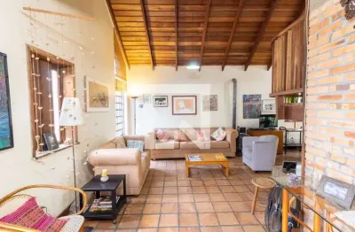 Casa com 4 quartos à venda na R. Campos Elíseos 251 - Glória Porto Alegre - Rs 90870-020 Brasil, Glória, Porto Alegre