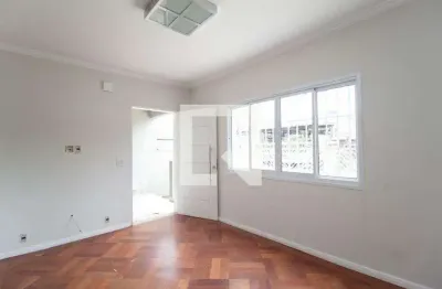 Casa com 2 quartos à venda na Rua Anton Tomazini, Jardim Íris, São Paulo