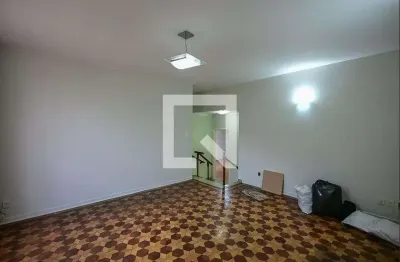 Casa para Venda - Jardim Londrina, 2 Quartos,  181 m² - São Paulo