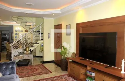 Casa com 4 quartos à venda na Rua da Glória, Vila Galvão, Guarulhos