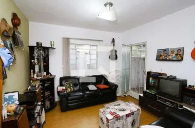 Casa com 2 quartos à venda na Rua José Américo de Almeida, Camargos, Belo Horizonte