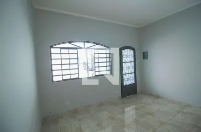 Casa com 2 quartos à venda na Rua Brasilina Tani, Belém, São Paulo