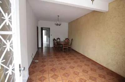 Casa com 3 quartos à venda na Rua Professora Raquel Carderelli, Centro, Jundiaí