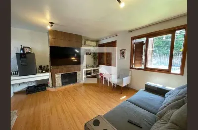 Casa para Venda - Ouro Branco, 3 Quartos,  248 m² - Novo Hamburgo