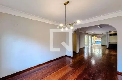 Casa com 4 quartos à venda na Rua Henrique Peres, Mooca, São Paulo