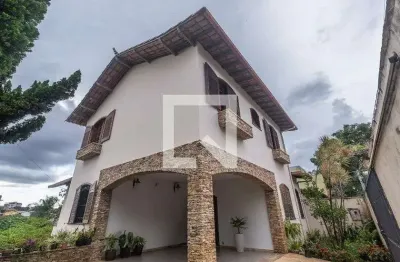 Casa para Venda - Santa Amélia, 6 Quartos,  400 m² - Belo Horizonte