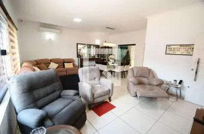 Casa para Venda - Barão Geraldo - Centro, 3 Quartos,  200 m² - Campinas