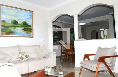 Casa com 3 quartos à venda na Avenida Magenta, Goiânia, Belo Horizonte