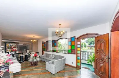 Casa para Venda - Barro Preto, 5 Quartos,  550 m² - Belo Horizonte