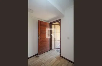Casa com 2 quartos à venda na Rua Roberto Félix Bertoi, Camaquã, Porto Alegre