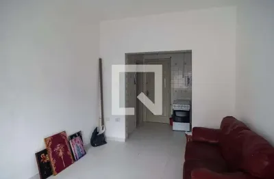 Kitnet / Stúdio à venda na Rua Abolição, Bela Vista, São Paulo por R$ 200.000