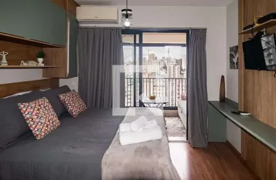 Kitnet / Stúdio à venda na Rua Doutor Penaforte Mendes, Consolação, São Paulo por R$ 490.000