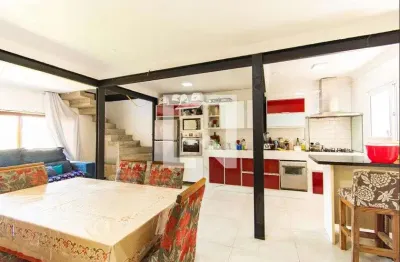 Casa com 3 quartos à venda na Rua Ary Tubbs, São José, Canoas