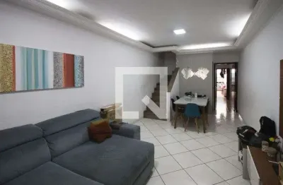 Casa com 3 quartos à venda na Rua Eurico Sodré, Vila Ede, São Paulo