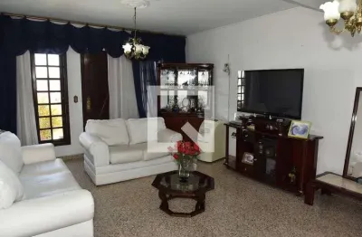 Casa com 3 quartos à venda na Rua Professor Guilherme Belfort Sabino, Vila Romano, São Paulo