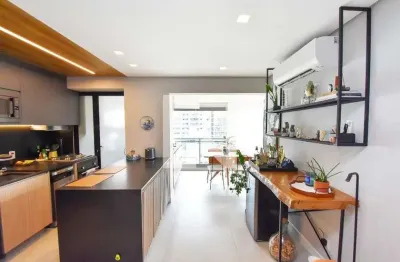 Apartamento para Venda - Pinheiros, 2 Quartos,  68 m² - São Paulo