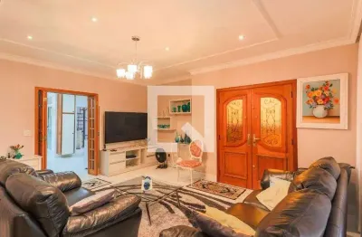 Casa para Venda - Jardim das Flores, 4 Quartos,  320 m² - São Paulo