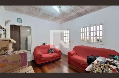 Casa com 2 quartos à venda na Rua Catão, Vila Romana, São Paulo
