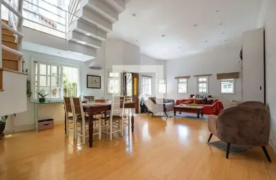 Casa com 3 quartos à venda na Rua Oswaldo Presciliano de Carvalho, Sumaré, São Paulo