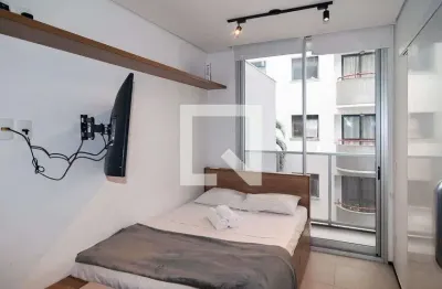 Kitnet / Stúdio à venda na Rua Frei Caneca, Consolação, São Paulo por R$ 450.000