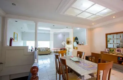 Casa com 3 quartos à venda na Rua Ilhabela, Jardim, Santo André