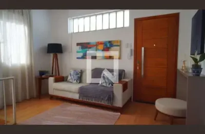 Casa com 3 quartos à venda na Rua Oscar Schneider, Medianeira, Porto Alegre