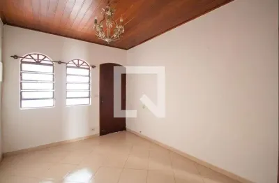 Casa com 3 quartos à venda na Passagem Maria Conceição da Silva, Centro, Osasco