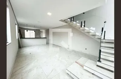 Casa com 3 quartos à venda na Rua Ceuta, Canaã, Belo Horizonte