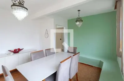 Casa com 4 quartos à venda na Rua GG, Arvoredo, Contagem