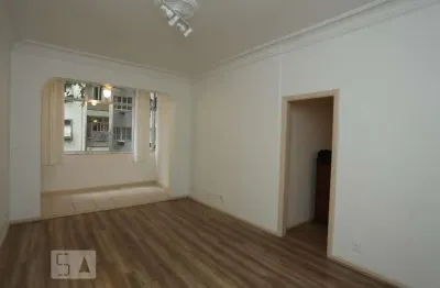 Apartamento para Venda - Leme, 3 Quartos,  111 m² - Rio de Janeiro