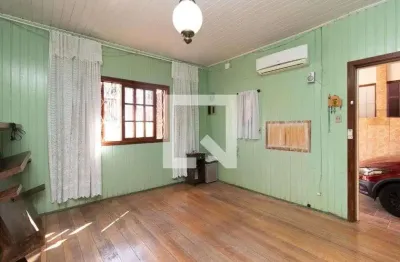 Casa com 3 quartos à venda na Rua Felizardo de Farias, Glória, Porto Alegre