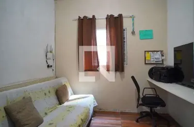 Casa para Venda - Vila Operária, 1 Quarto,  45 m² - Porto Alegre