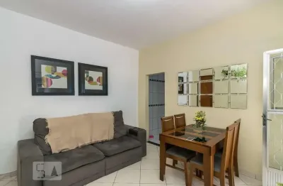 Casa com 2 quartos à venda na Travessa Melquíades, Penha, Rio de Janeiro