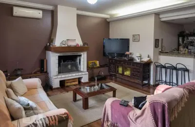 Casa para venda - vila ipiranga, 4 quartos,  340 m² - porto alegre