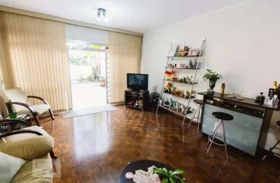 Casa com 3 quartos à venda na Rua Mota Pais, Vila Romana, São Paulo